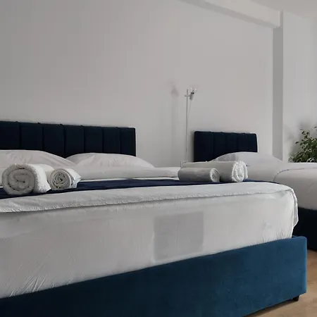 Hotel Bluemoon Retreat *