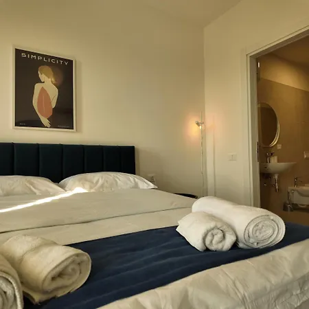 Bluemoon Retreat Hotel Tirana