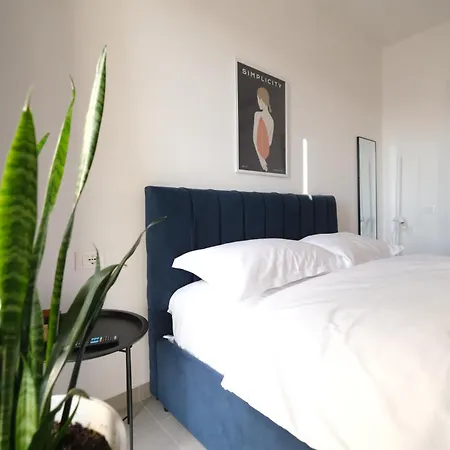 Szálloda Bluemoon Retreat Tirana